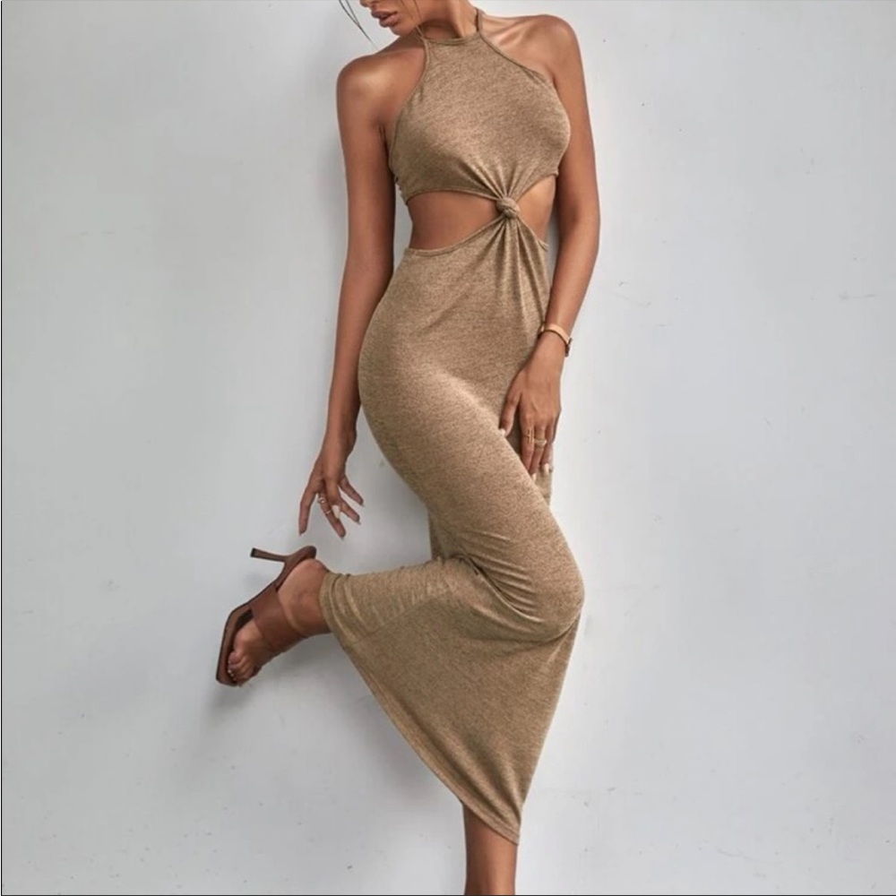 Maxi cut out halter dress